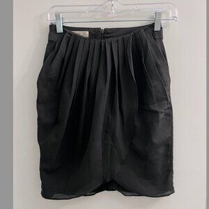 NWT Mango pleated black skirt with pockets